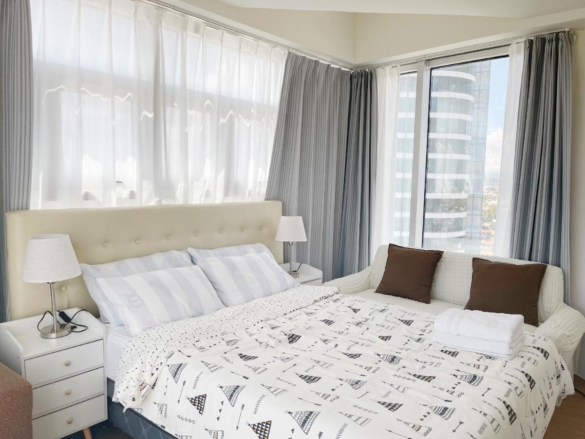Aparthotel Inspiria Davao City Esterno foto