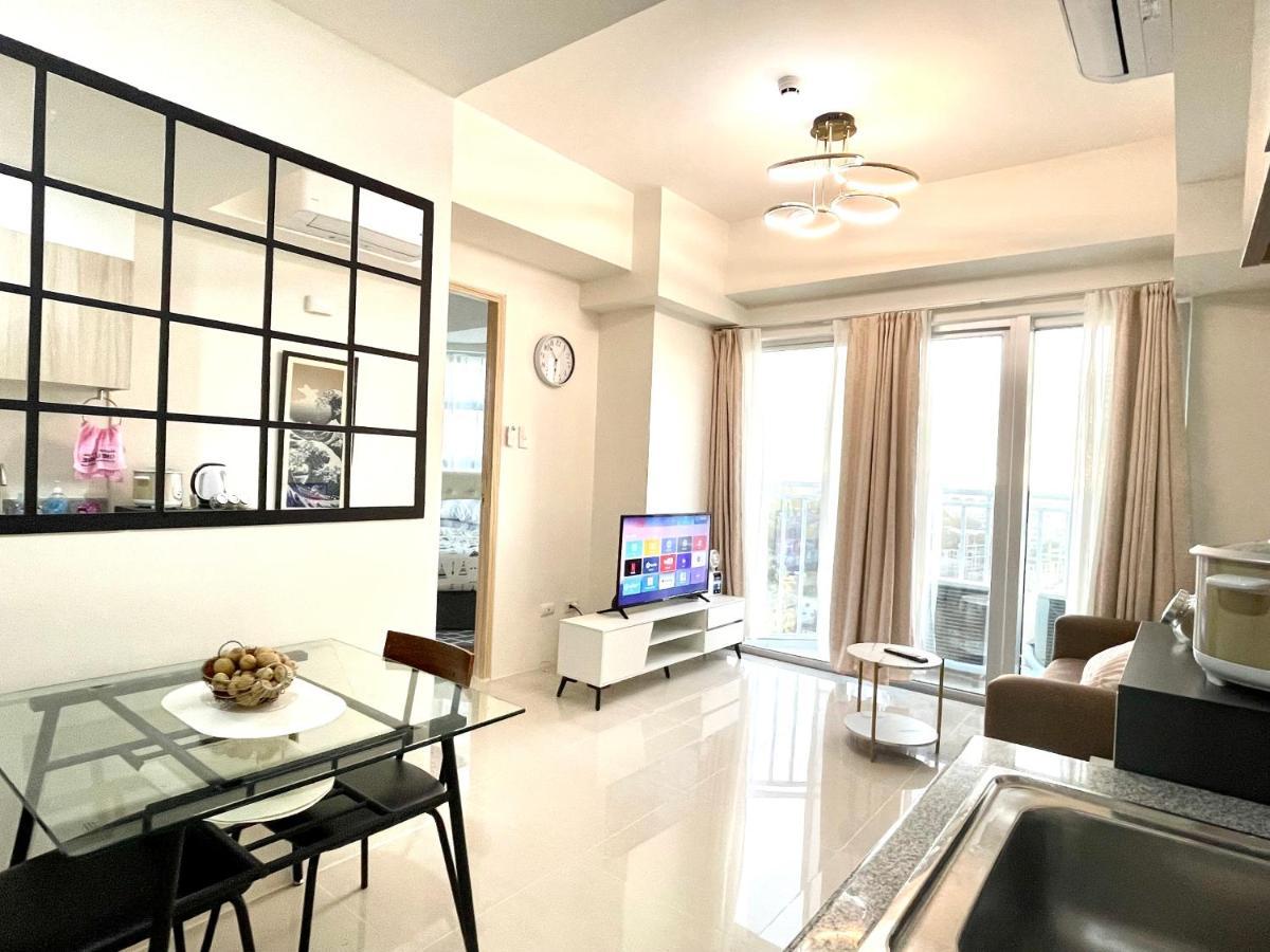 Aparthotel Inspiria Davao City Esterno foto