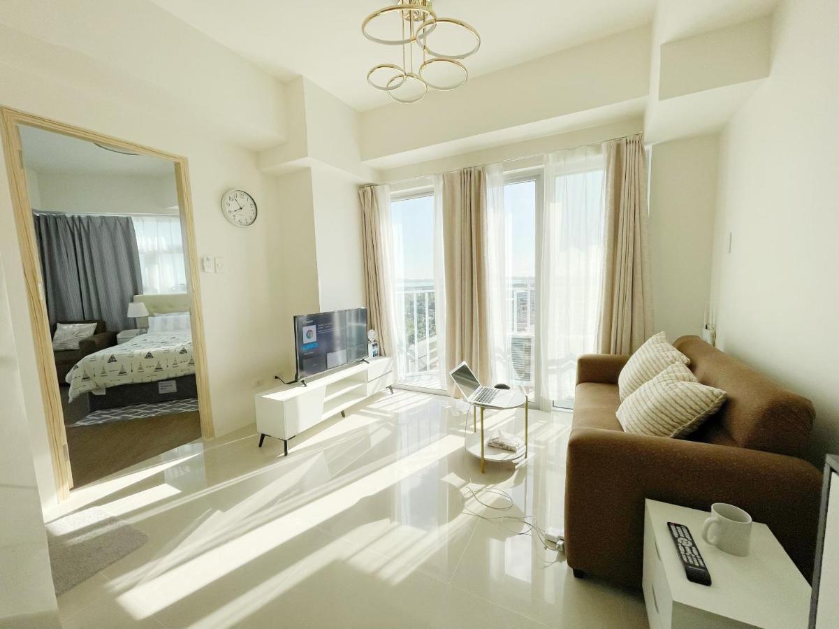 Aparthotel Inspiria Davao City Esterno foto