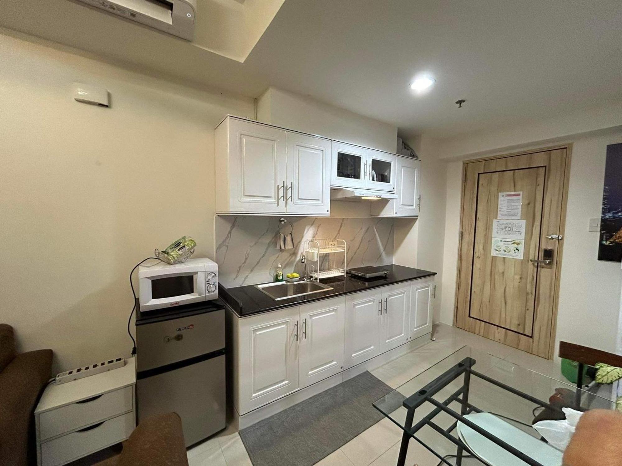 Aparthotel Inspiria Davao City Esterno foto